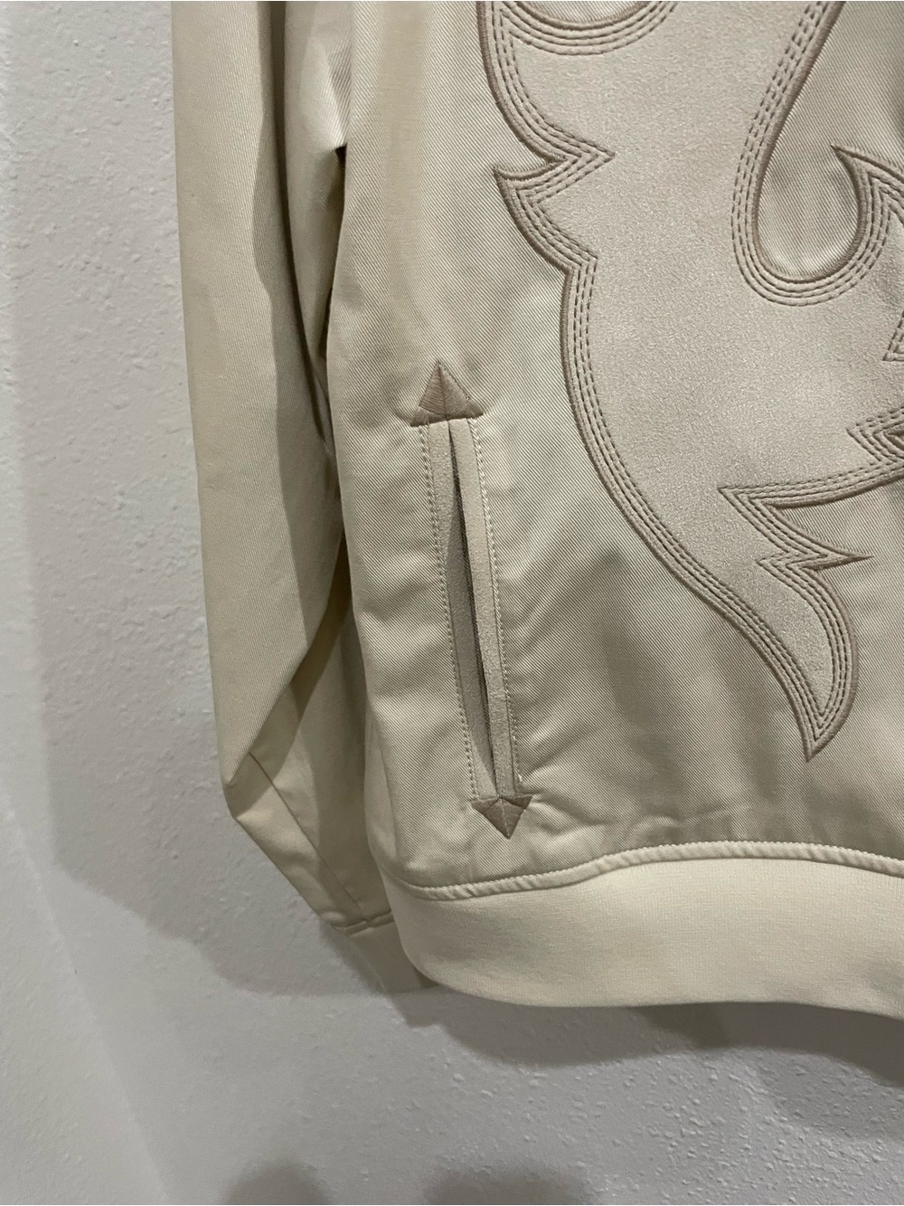 ARIAT Western Embroidered Neutral Bomber Jacket Cowgirl - Picture 4 of 10